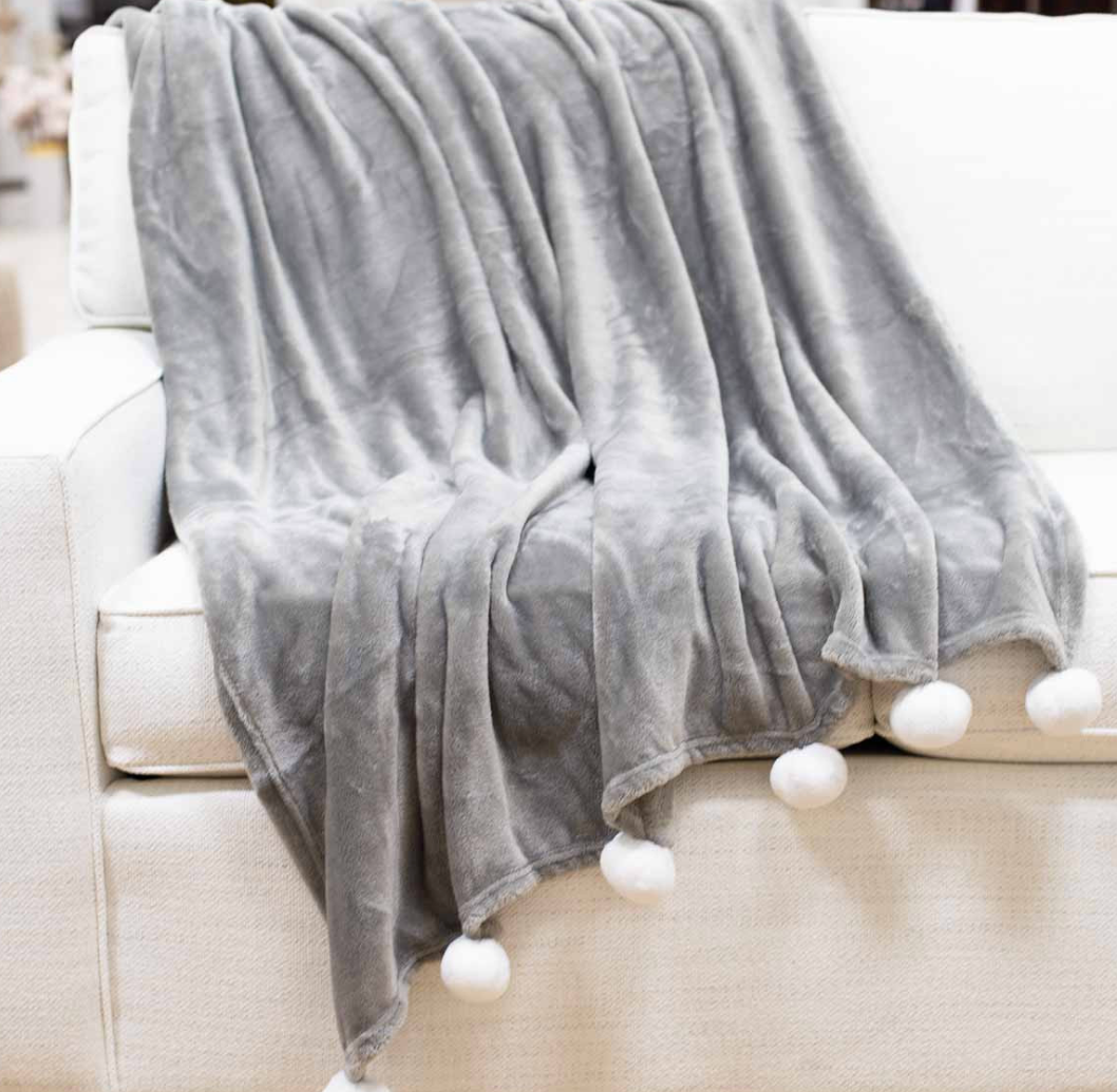 Cozy Pom Pom Throw-Gray
