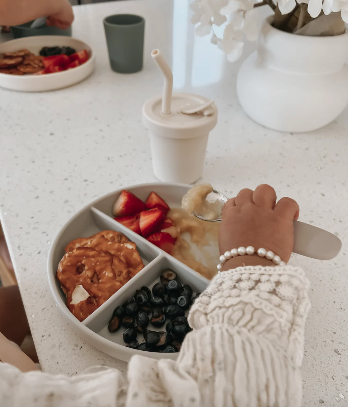 noüka Divided Suction Plate - Light Storm