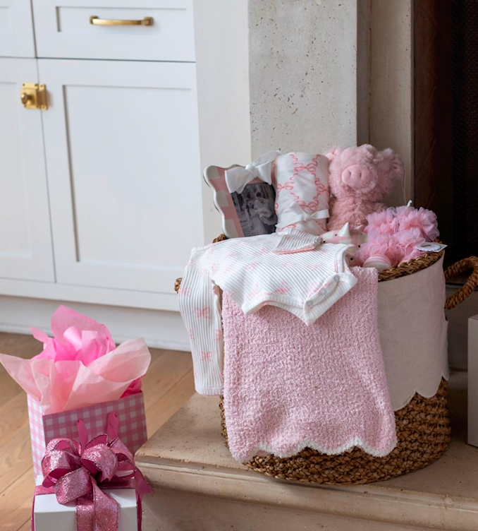 Pink Scallop Chenille Blanket