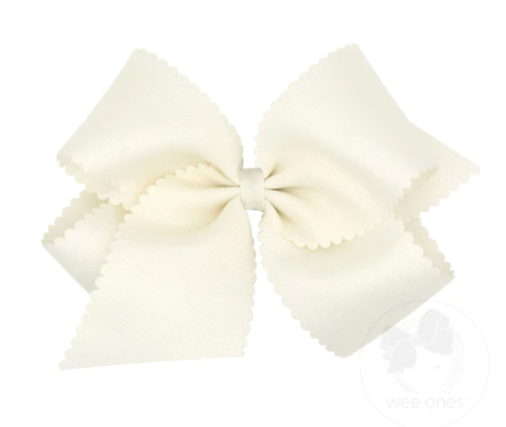 Large Scallop Bow- Ivory
