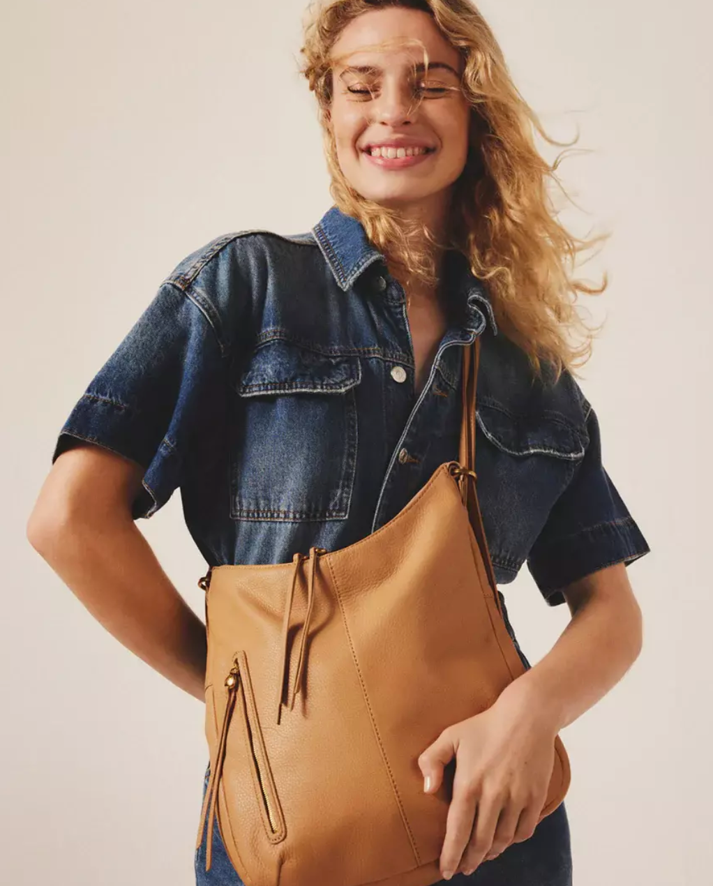 Merrin Convertible Hobo - Sandstorm