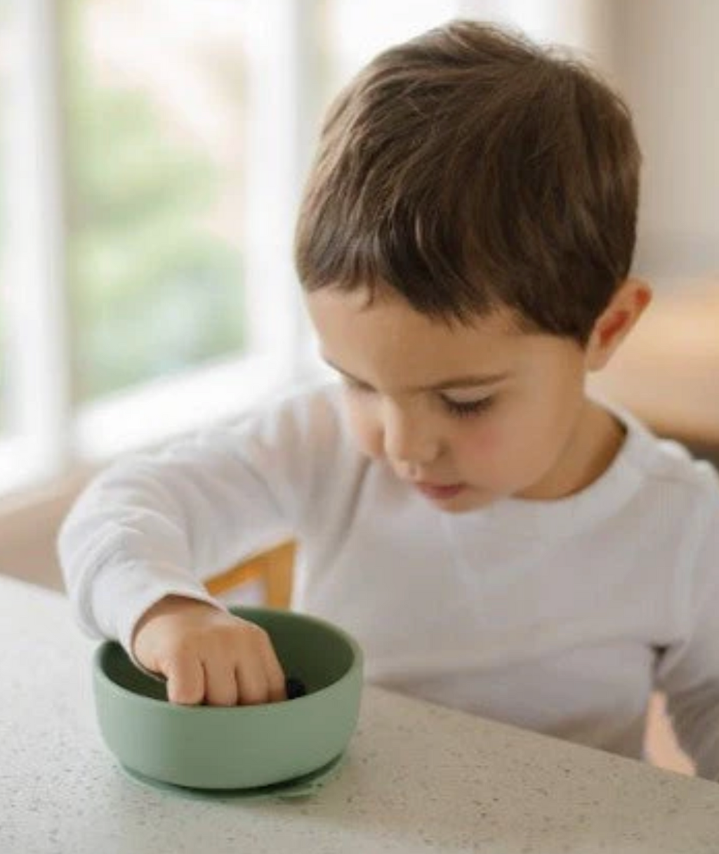 noüka Suction Bowl - Bloom