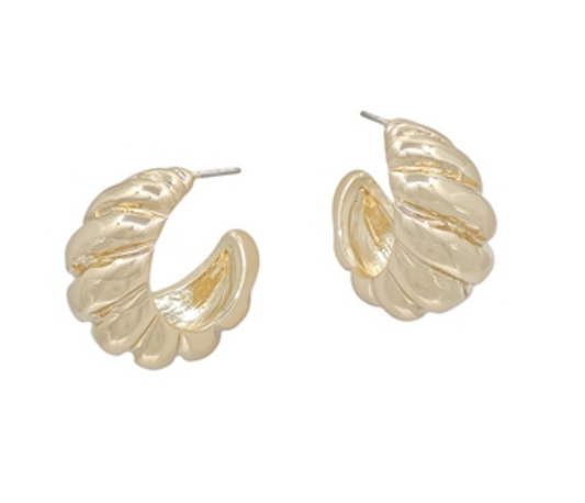Gold Swirled Textured .75" Earring