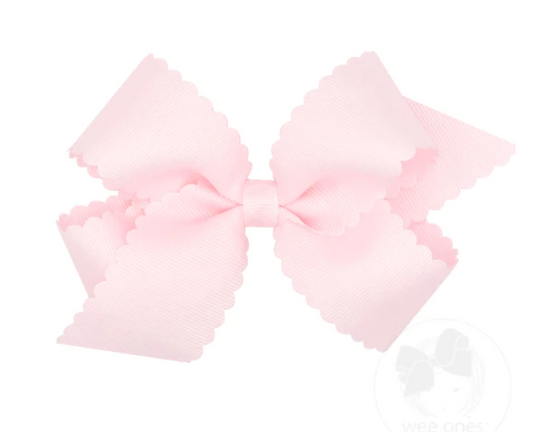 Medium Scallop Bow-Powder Pink