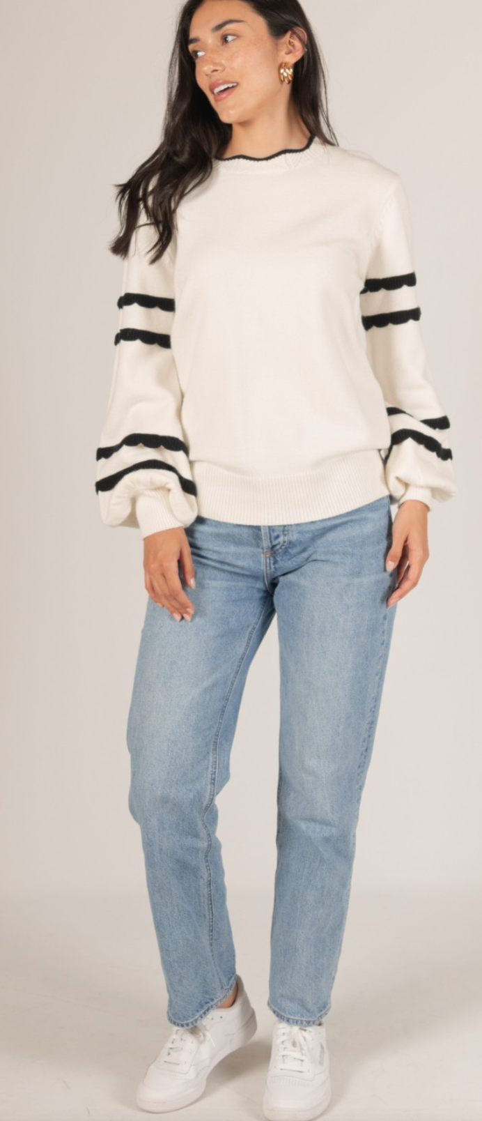 Scalloped Trim Balloon Sleeve Sweater