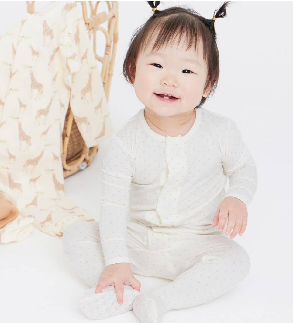 Pin Dot Cream Footie