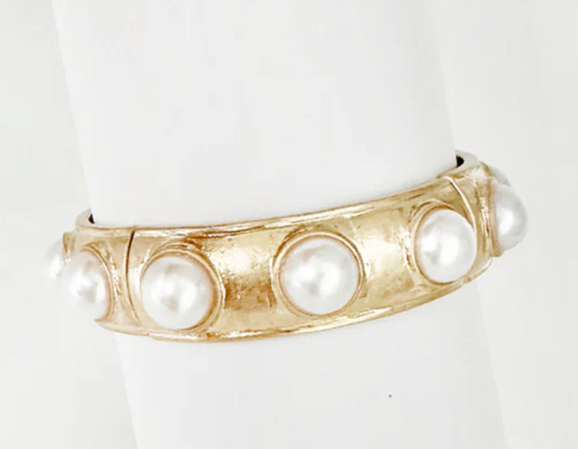 Gold Stretch Bracelet w/ Pearls