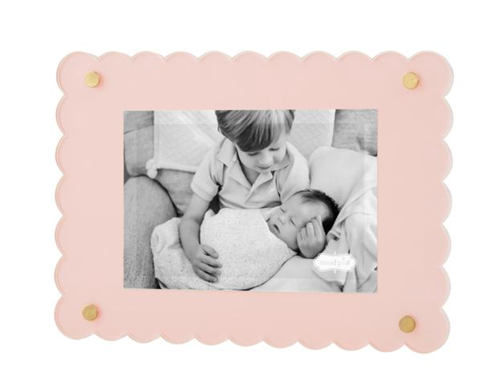 Scalloped Acrylic Frame-Pink