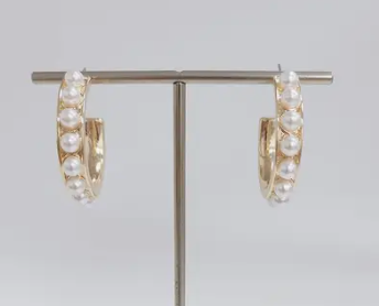 Gold Hoop with Pearl 1" Earring