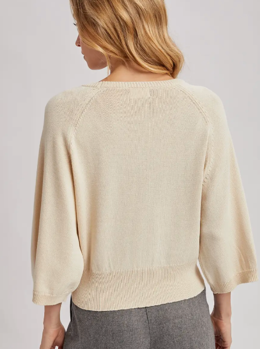 Wide Sleeved Crew Neck Knit Pullover