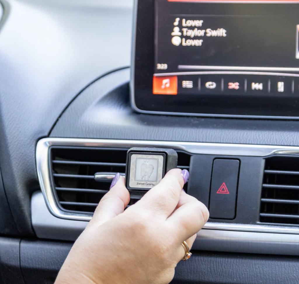 Sweet Grace Auto Vent Clip