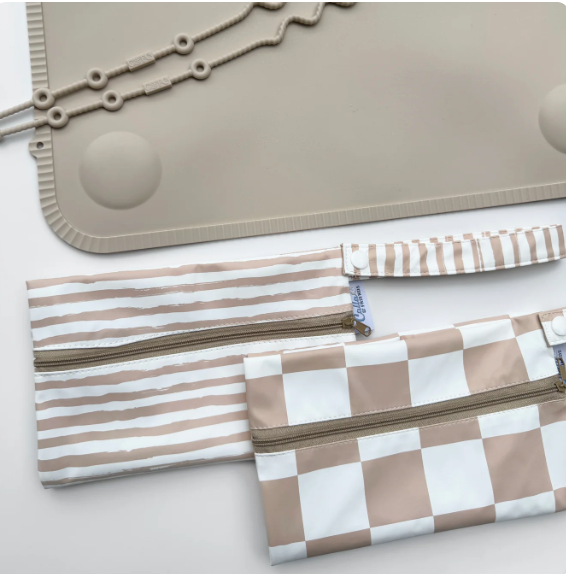 The Tidy Traveler Solid Placemat Set - Linen Brush Stripes
