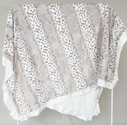 Adult | Snowcat Ivory Luxe Blanket